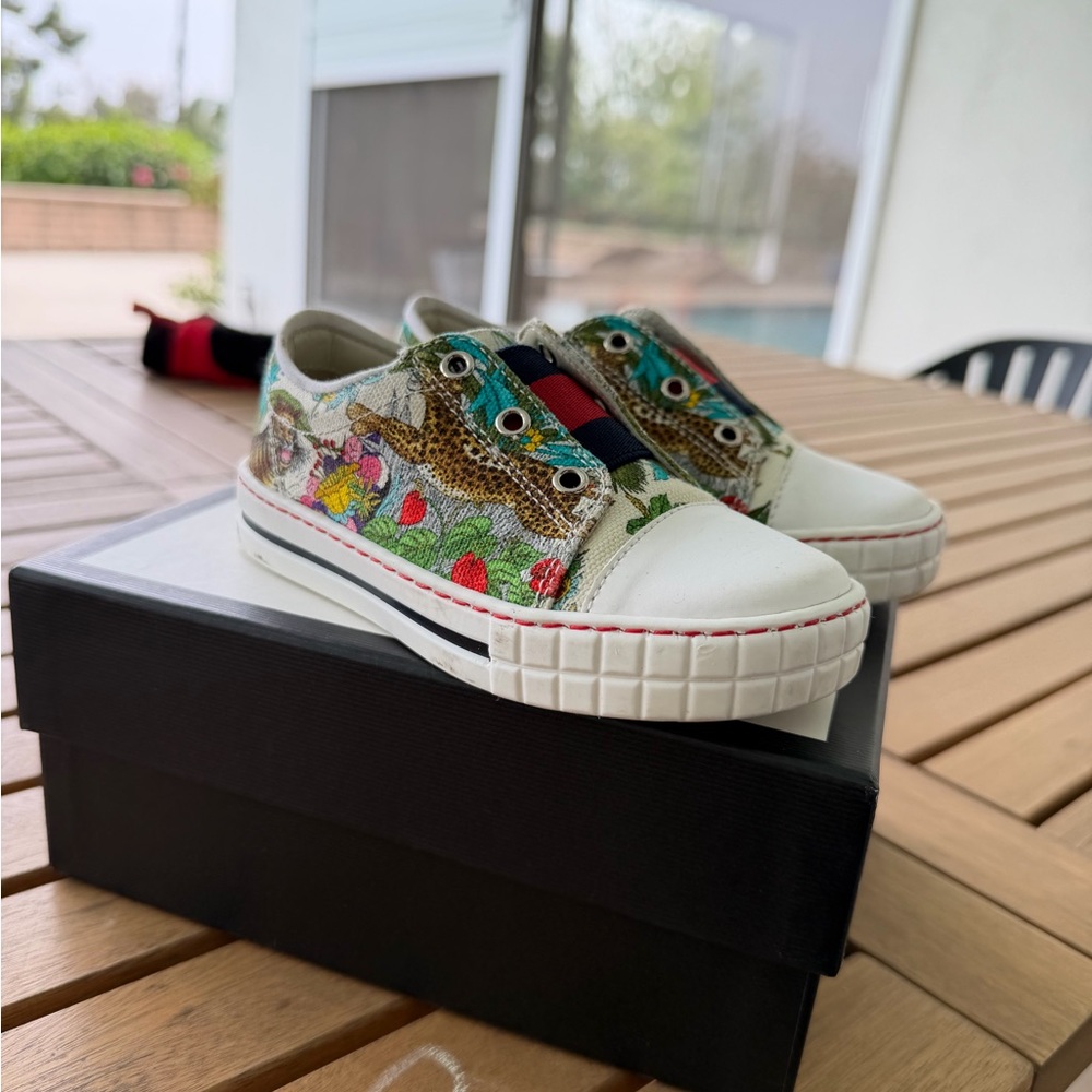 Gucci White Floral & Multicolor Kids Slip-On Sneakers